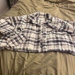 Cropped Flannel American Eagle black and white